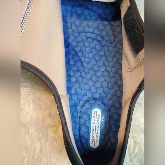 Youyun Diabetic Black and White Slip-On Sneakers/X - Wide Velcro Shoe/Unisex - Picture 11 of 13